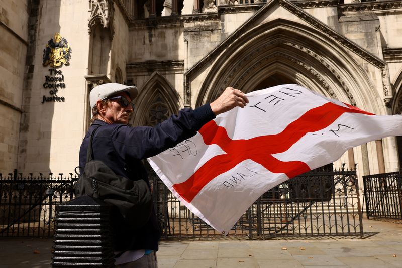 UK wins bid to overturn injunction to remove asylum seekers from hotel