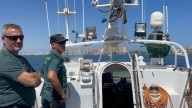 El dispositivo de seguridad desplegado para impedir un macrobotellón marítimo en la isla del Ciervo.