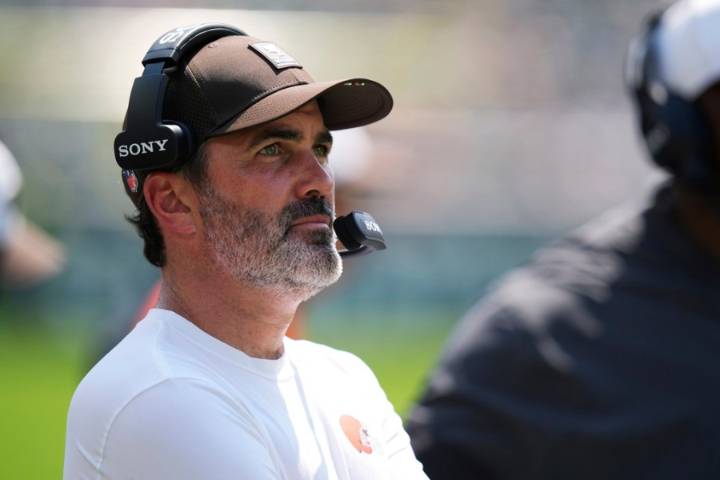 Stefanski likely to reveal Browns' starting QB for opener this week