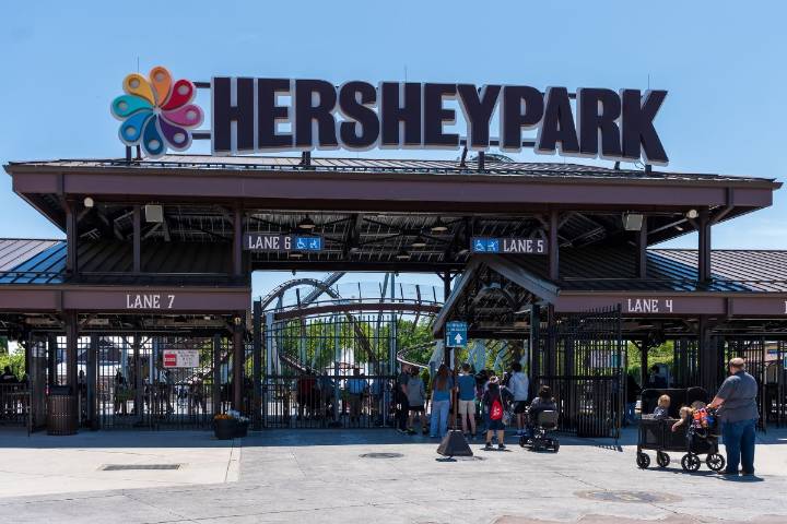 Boy Rescued After Walking Along a Monorail Track at Pennsylvania’s Hersheypark