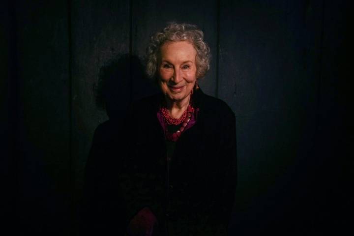 Margaret Atwood takes aim at Alberta's school library books ban with satirical story