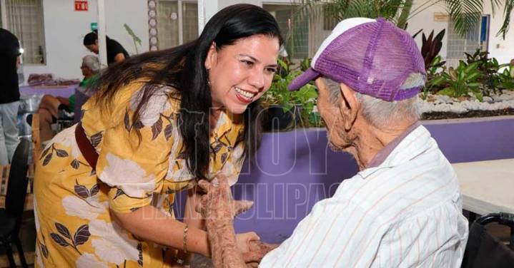 Protección de Adultos Mayores prioridad del DIF Mante