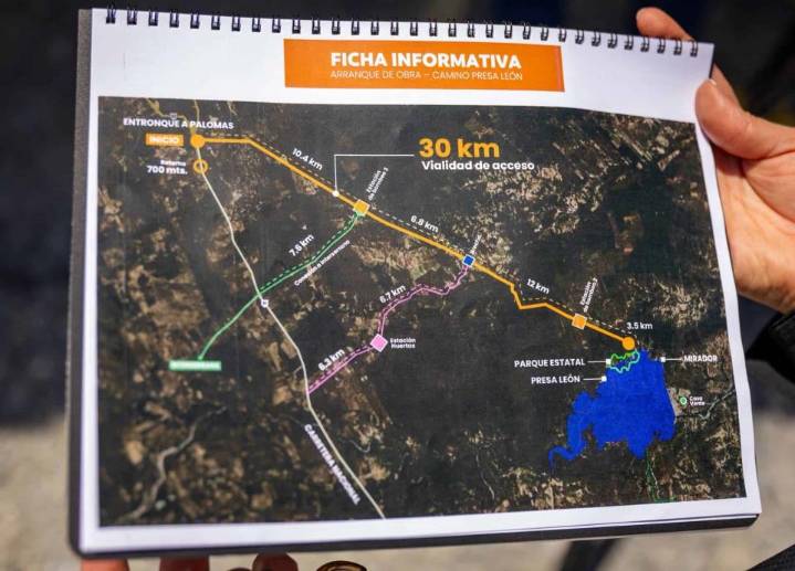 Inicia construcción de carretera a Presa León