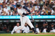 Dillon Dingler triples and doubles as Tigers sweep Astros with 7