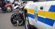 Joven de 19 años resulta gravemente herido tras accidente entre motora y auto en Mayagüez
