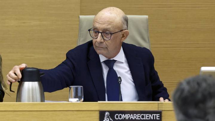 Cristóbal Montoro, un ministro sin deber de sigilo