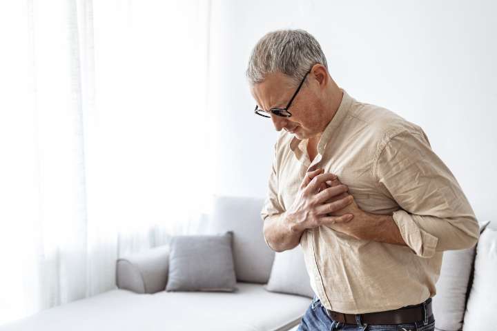 Common Medication Can Raise Heart Attack Risk Up to 21 Percent, Research Shows