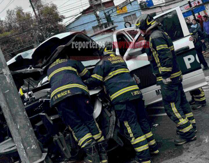 POLICÍAS CHOCARON LA PATRULLA CONTRA DOS VEHÍCULOS Y UN POSTE DE LA CÁMARA DE SEGURIDAD EN LA CDMX