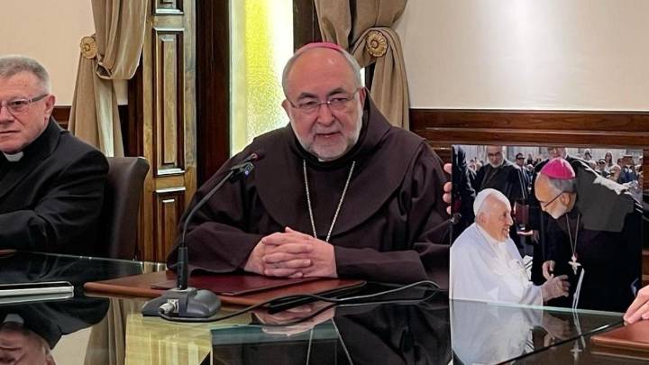 El arzobispo de Oviedo carga contra la posición de la Conferencia Episcopal sobre Jumilla