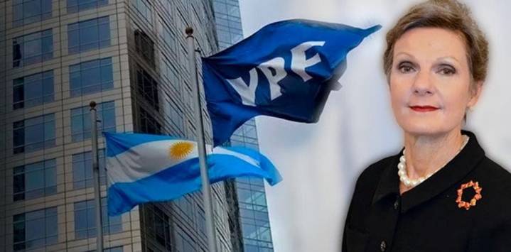 Juicio por YPF: entre rumores de hackeo ruso, se demora la decisión por el embargo de las acciones argentinas