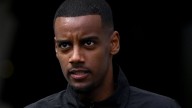 Transfer news live updates: Alexander Isak latest and more as deadline approaches