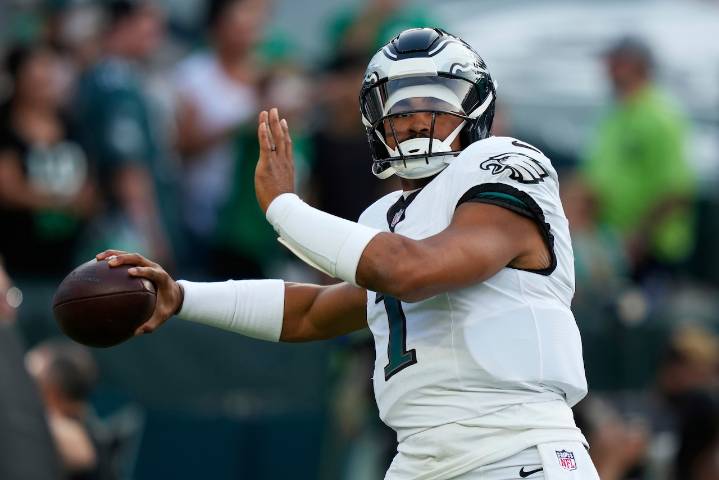 Eagles training camp observations (Day 14): Why Jalen Hurts’ joint practice performance would have been cause for concern a year ago