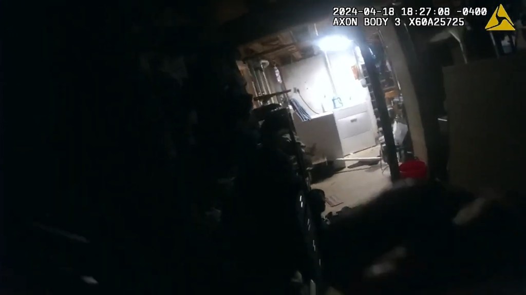 CT officer 'justified' in fatal shooting of man who pointed gun at police