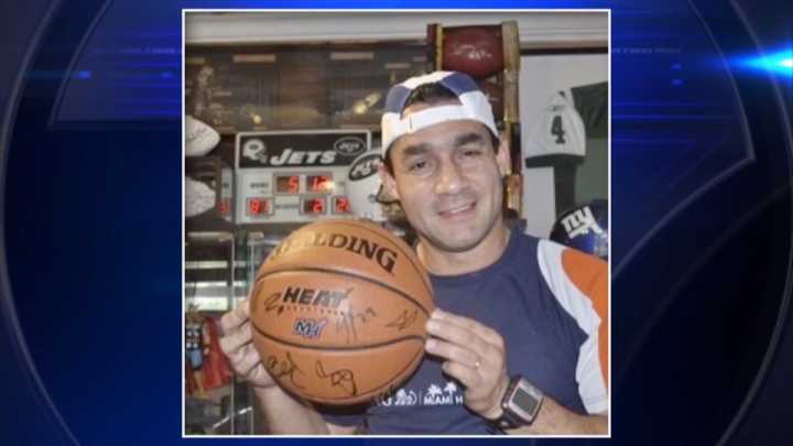 Ex-Miami Heat security officer pleads guilty in $1.9M stolen memorabilia scheme