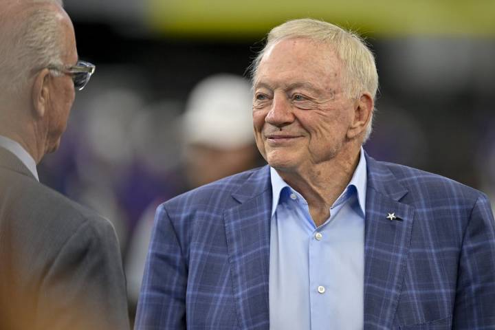 Deadspin | Cowboys ($13B) top Forbes' list, average team worth $7.1B