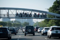 Texas lawmakers in Illinois head back home following remap fight
