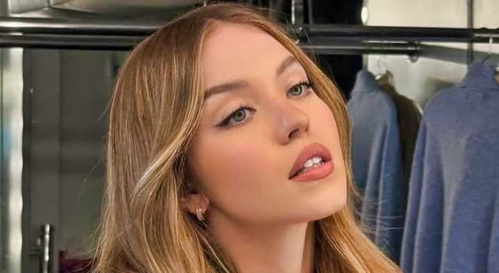 Sydney Sweeney’s Family Unleashes Bold Statement In Response To Her Raging American Eagle Controversy