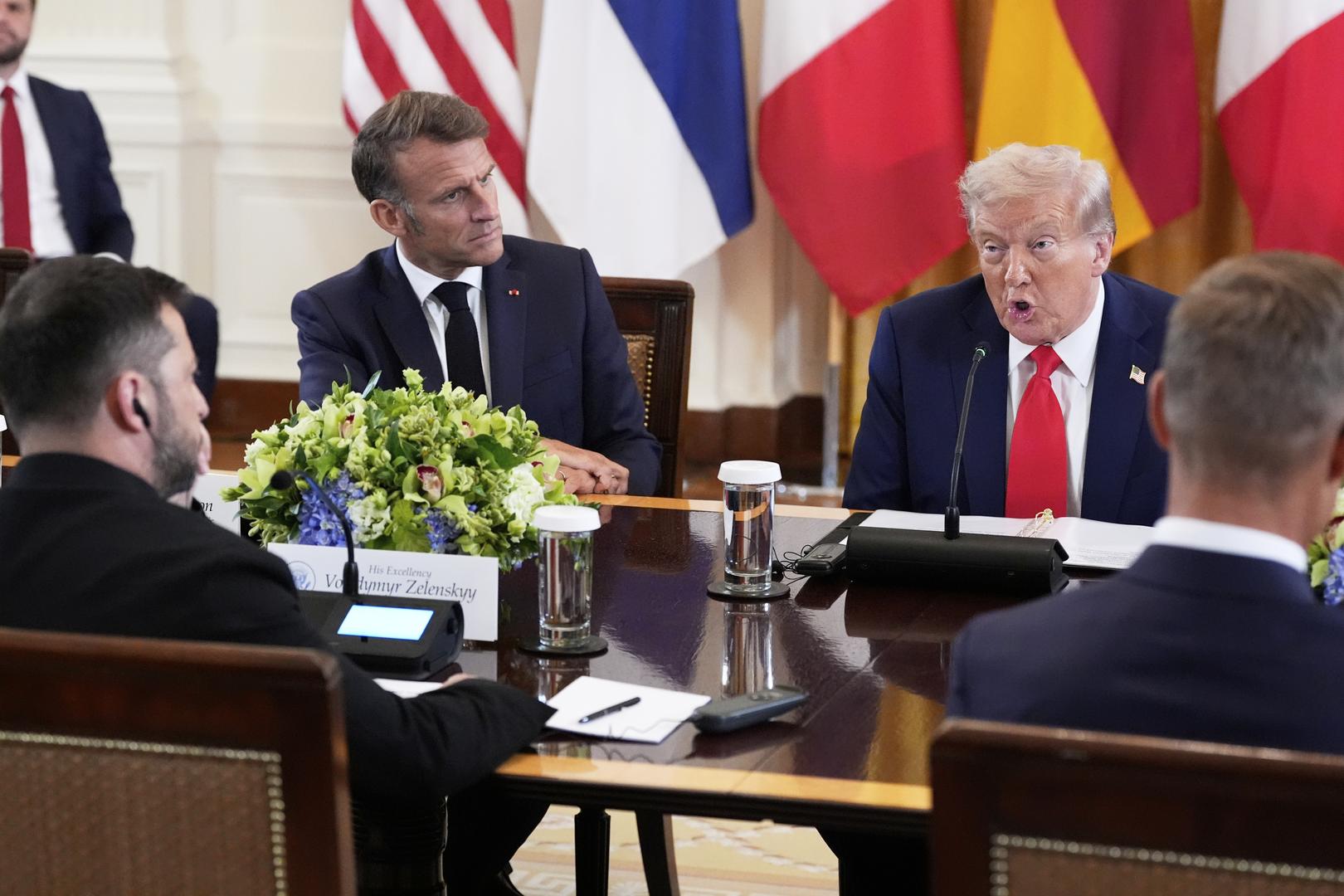 Zelenskyy, Trump express hope for trilateral talks with Putin to bring end to Russia