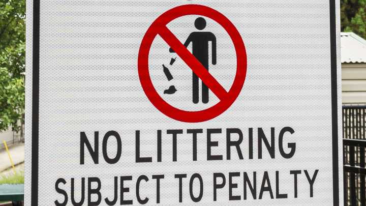 Miami Police officer suspended after arrest in 2020 littering incident