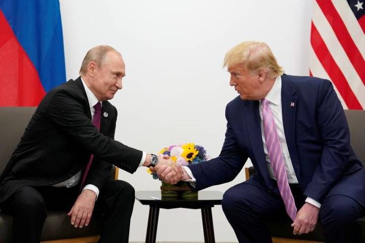 Trump floats meeting with Putin and Zelenskiy if initial Putin talks go well