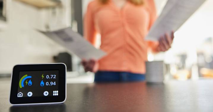 People urged to ‘shop around’ for better energy fix before new Ofgem price cap next week