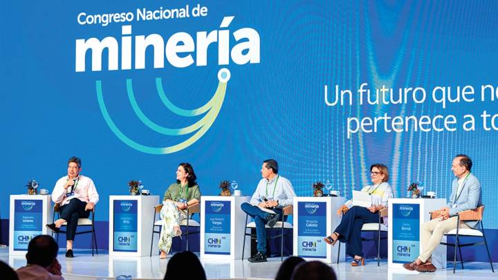 Minería en Colombia: empresarios reclaman estabilidad jurídica en medio de impuestos, trabas y violencia