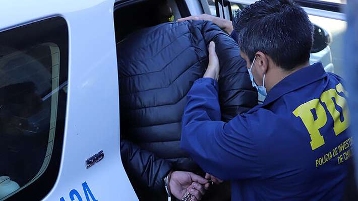 PDI DETIENE A HOMBRE QUE VENDÍA DROGA DESDE SU CASA EN CHILLÁN.