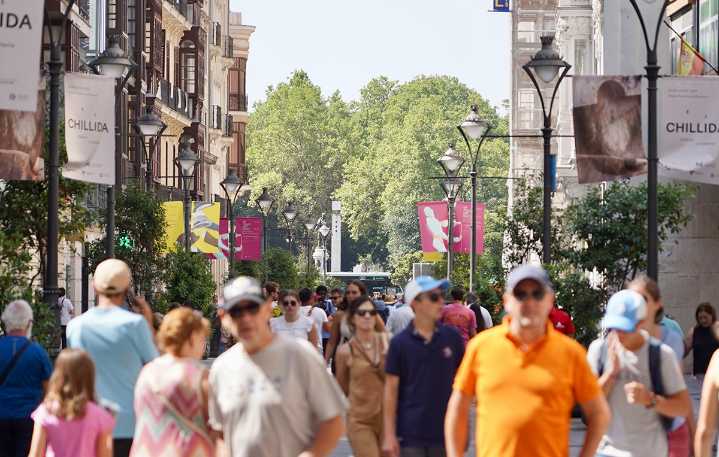 La población de Castilla y León aumenta en 3.561 personas durante el segundo trimestre y supera los 2,4 millones