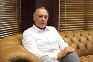 El magnate cubano que encabeza una campaña proinmigrante desde Miami pese a las amenazas