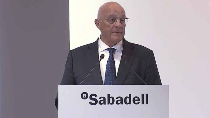 La junta del Sabadell aprueba la venta del TSB con máximos de participación