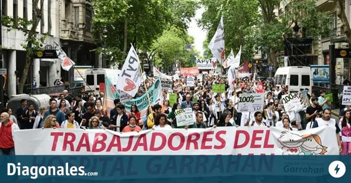 Trabajadores del Garrahan continúan con su reclamo y realizan un nuevo paro por 24 horas