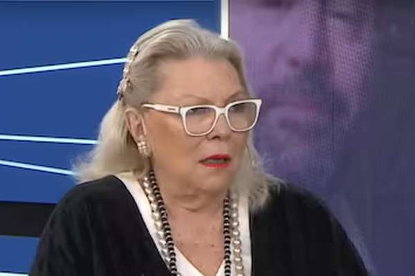 Elisa Carrió disparó munición gruesa contra Karina Milei tras el escándalo de los audios