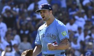“Barren” Azulejos a Dodgers por 5