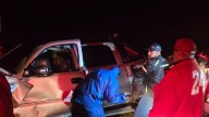 Choque entre camión y dos camionetas deja dos muertos y al menos una docena de heridos en la Gómez Palacio