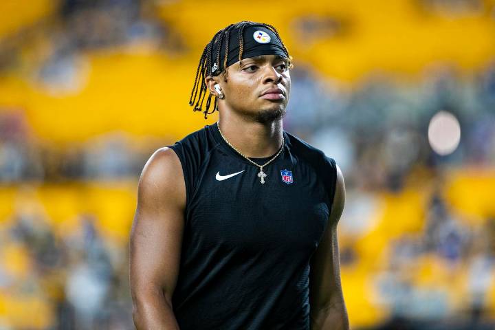 Aaron Glenn’s Hopes in Justin Fields Washed Away After Jets GM’s Bold claim, Per Insider Explore why Aaron Glenn’s belief in Justin Fields might change as insider disagrees with Jet's GM's positive cl