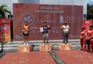 Bombera vallartense sube en tiempo récord 16 pisos y se corona en la Carrera Vertical 2025 en Guadalajara