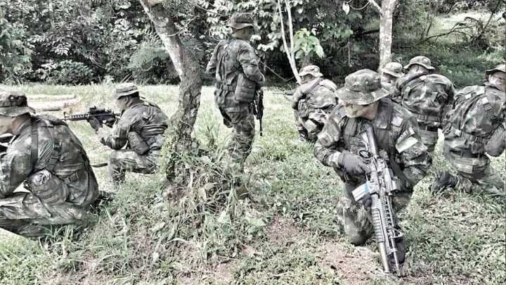 Ataque con dron del ELN cobra la vida de un soldado y deja siete heridos