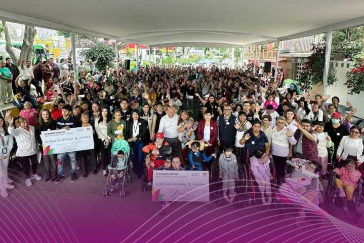 Reconocen a personas cuidadoras con becas “Cuidando Contigo, Rosario Castellanos” en Tlalnepantla