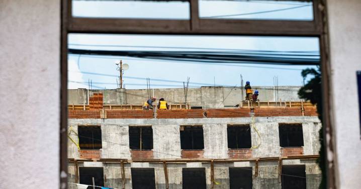 Desarrolladoras de vivienda resisten con ingresos firmes pese a desaceleración