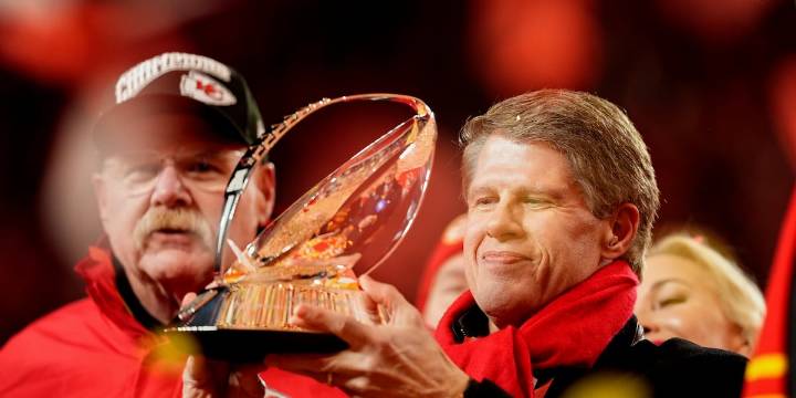 Andy Reid, Patrick Mahomes discuss Chiefs' ESPN docuseries ahead of premiere