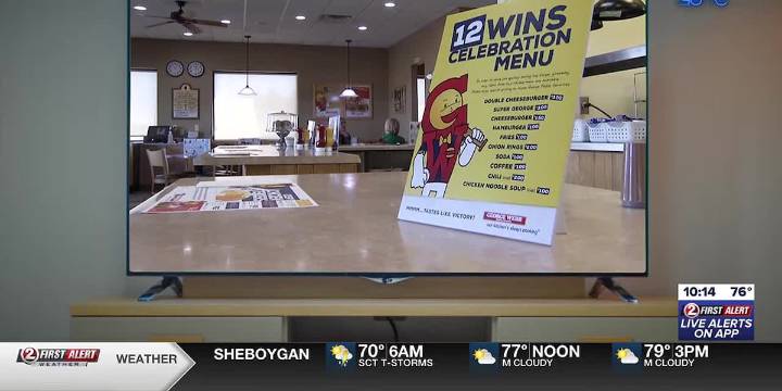 ACTION 2 NEWS REWIND: Brewers fans swarm George Webb for free burgers after 12