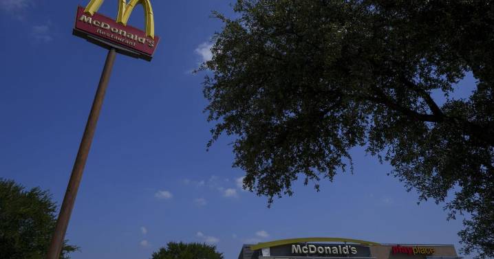Enfoque en valor y menú de Minecraft impulsan ventas del McDonald's en segundo trimestre
