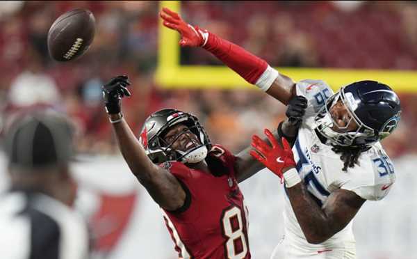 Cam Ward solid in Titans' 29-7 opening exhibition loss