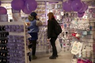 Claire's to close 290 stores: Is your mall location on the list?