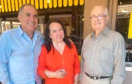 Se reúnen tres exalcaldes para compartir experiencias vividas en sus respectivas gestiones
