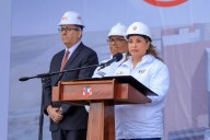 Dina Boluarte asegura que “no agacha la cabeza frente a los ataques y las venganzas»