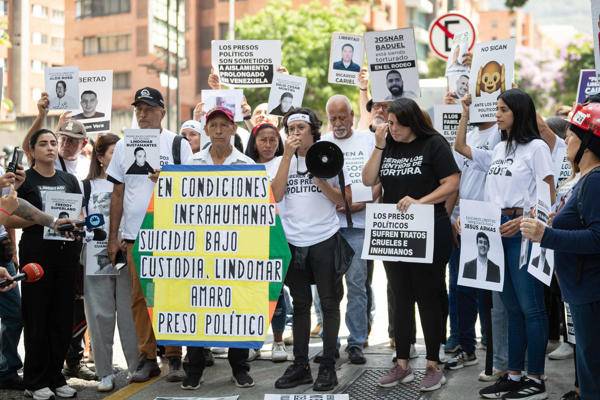 ONG denuncia que detenidos en Venezuela sufren "largos períodos de incomunicación"