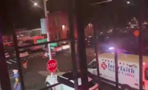Tiroteo en un restaurante de Brooklyn: 3 muertos y 8 heridos