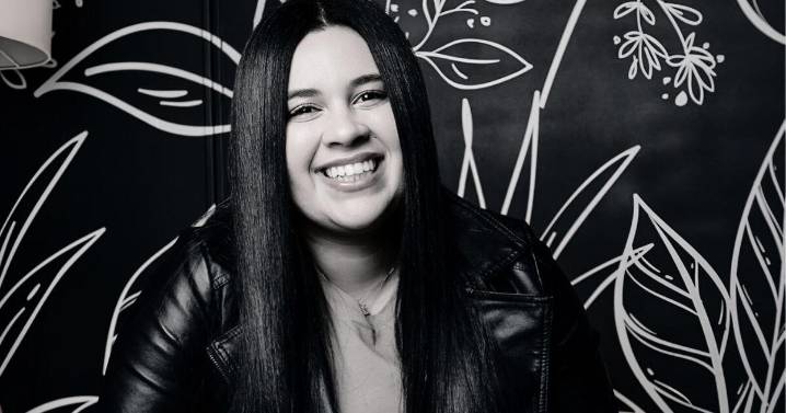 karine Bernal Lobo: "En mi libro quise dar voz a la mujer, a las amigas, a la familia, a las hermanas"