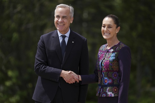 Canadian premier to meet with Mexican president in Mexico next month